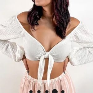 Abercrombie and Fitch white tie top